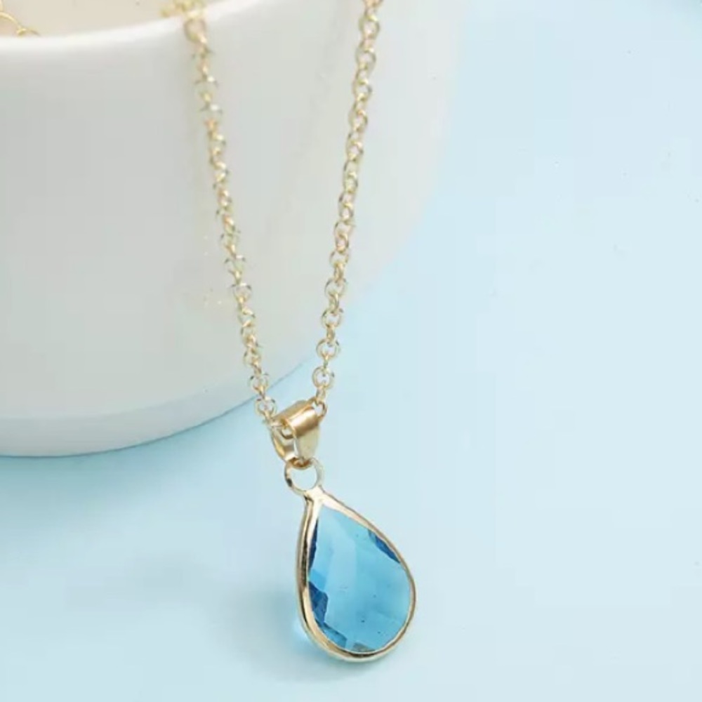 ๐๐๐ฒFIRM๐โBUNDLE 4 DISCOUNT! BLUE TEARDROP GEM! - Picture 2 of 14